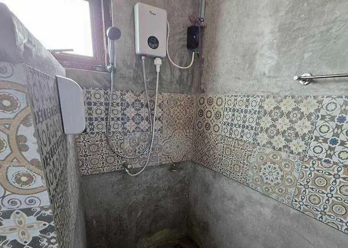 Hostel Sukhum Huai Khwang *
