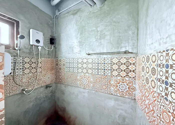 Sukhum Huai Khwang Hostel Bangkok